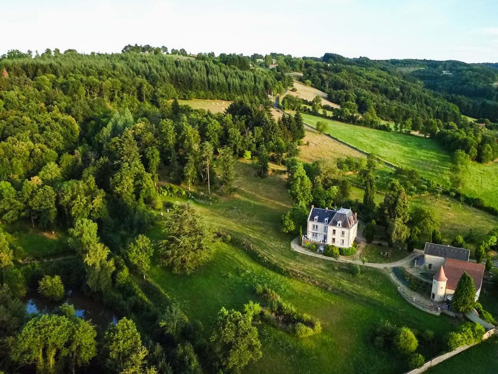 Domaine De Gaudon Bed & Breakfast Ceilloux ภายนอก รูปภาพ